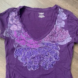 Express V neck short sleeved shirt with sequin detail